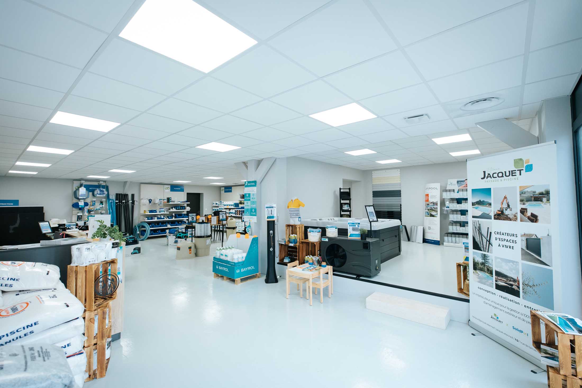 Showroom piscine Jacquet